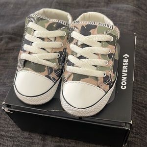 NWT Converse Cribster Camo Shoes